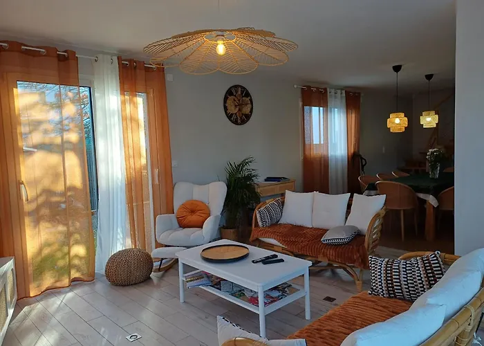 Luxury Evasion And Pool Near Nantes *