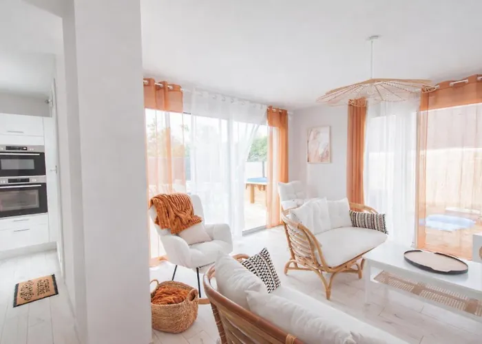 Ferienhaus Luxury Evasion And Pool Near Nantes Carquefou