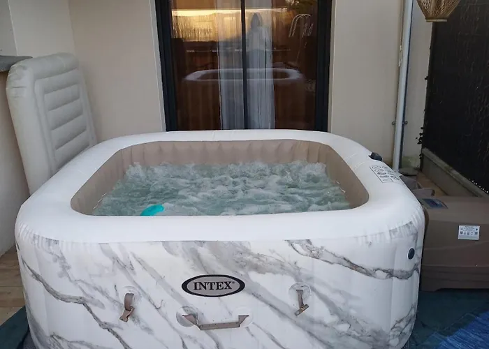 Ferienhaus Luxury Evasion And Pool Near Nantes