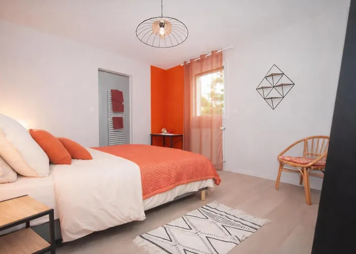 Luxury Evasion And Pool Near Nantes