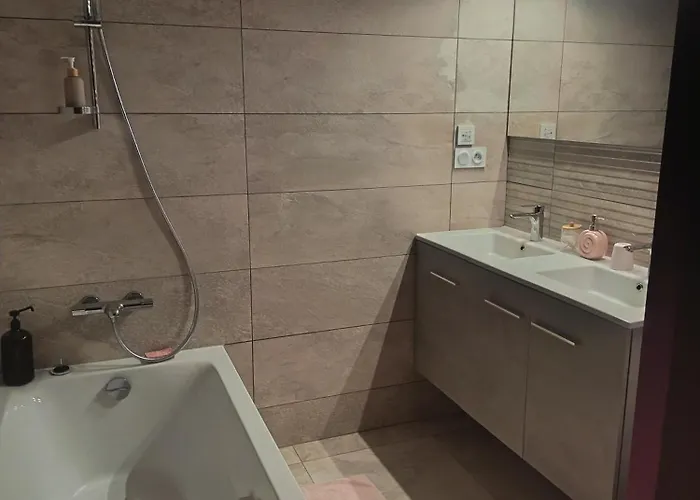 Ferienhaus Luxury Evasion And Pool Near Nantes Carquefou