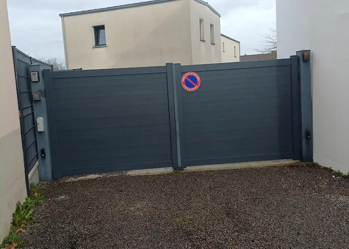 Luxury Evasion And Pool Near Nantes